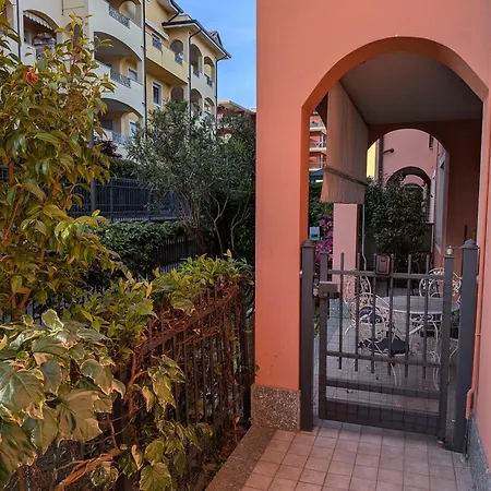 Appartement Maggiore Via San Luigi *